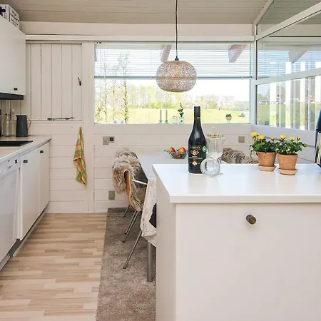 4 Person In Aabenraa-by Traum * 奥本罗