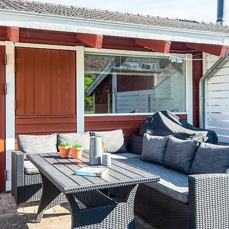 4 Person In Aabenraa-by Traum 奥本罗